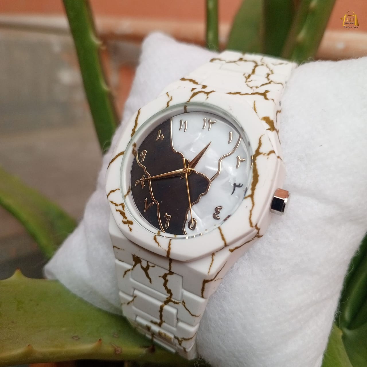 Arabic Aura Watch Black and white strap